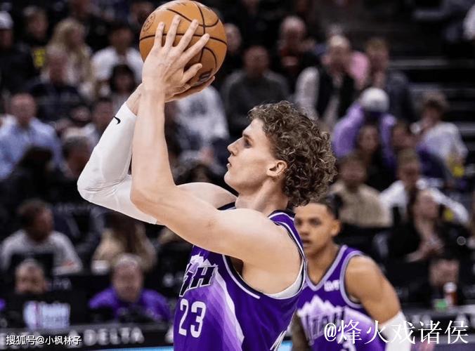 加时赛独行侠空篮6失,马尔卡宁关键补扣助球队领先7分制胜 加时赛独行侠空篮6失,马尔卡宁关键补扣助球队领先7分制胜